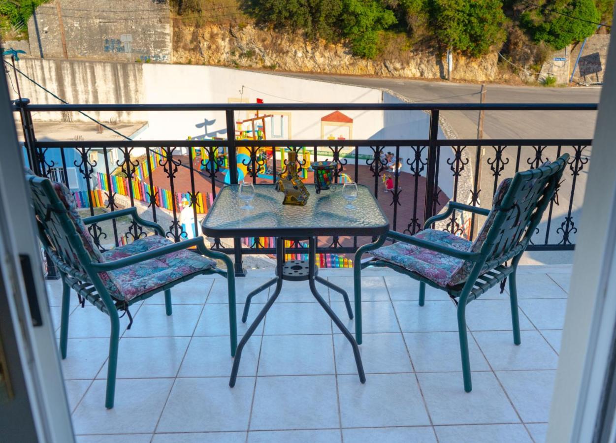 Valsamis Villa Apartments Poros  Exteriér fotografie