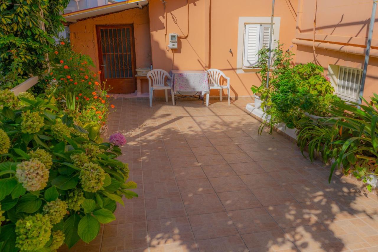 Valsamis Villa Apartments Poros  Exteriér fotografie